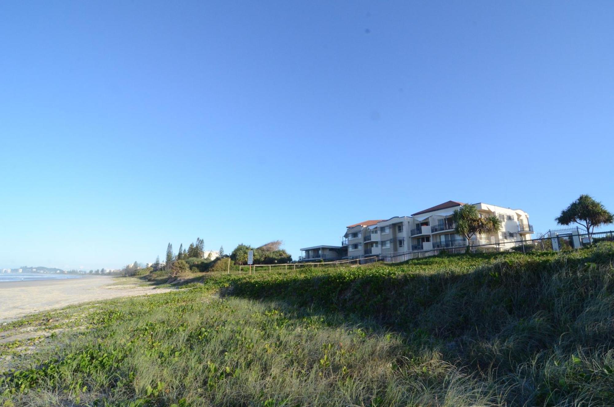 Golden Riviera Absolute Beachfront Resort Gold Coast Zewnętrze zdjęcie
